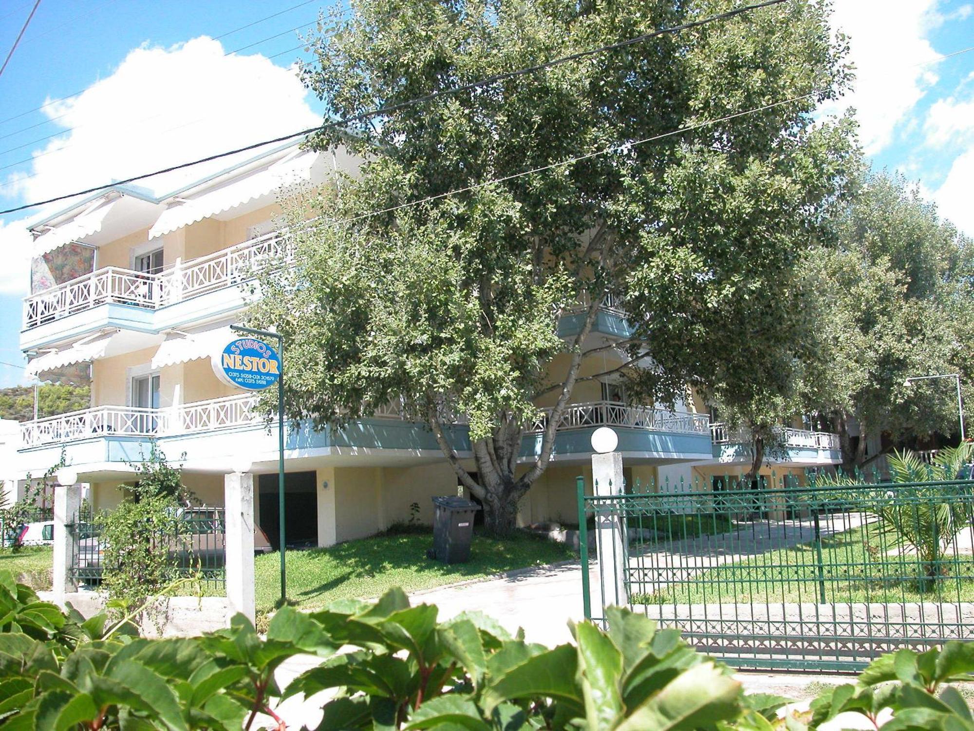 Hotel Nestor โตโรนี ภายนอก รูปภาพ